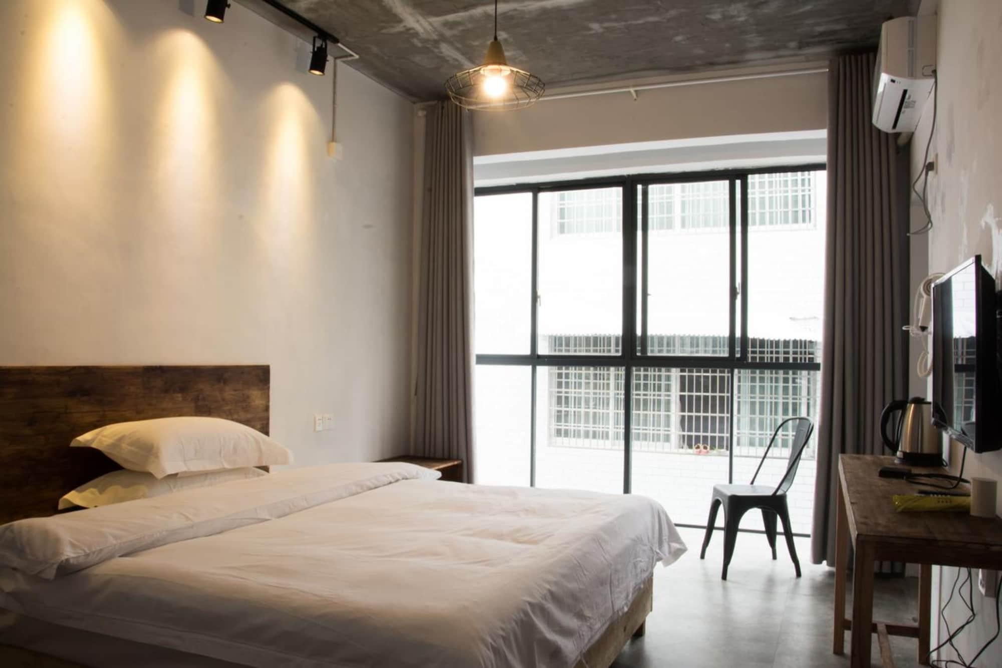 Hostel Geographer Жангжиаже Екстериор снимка