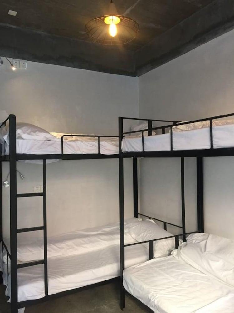 Hostel Geographer Жангжиаже Екстериор снимка